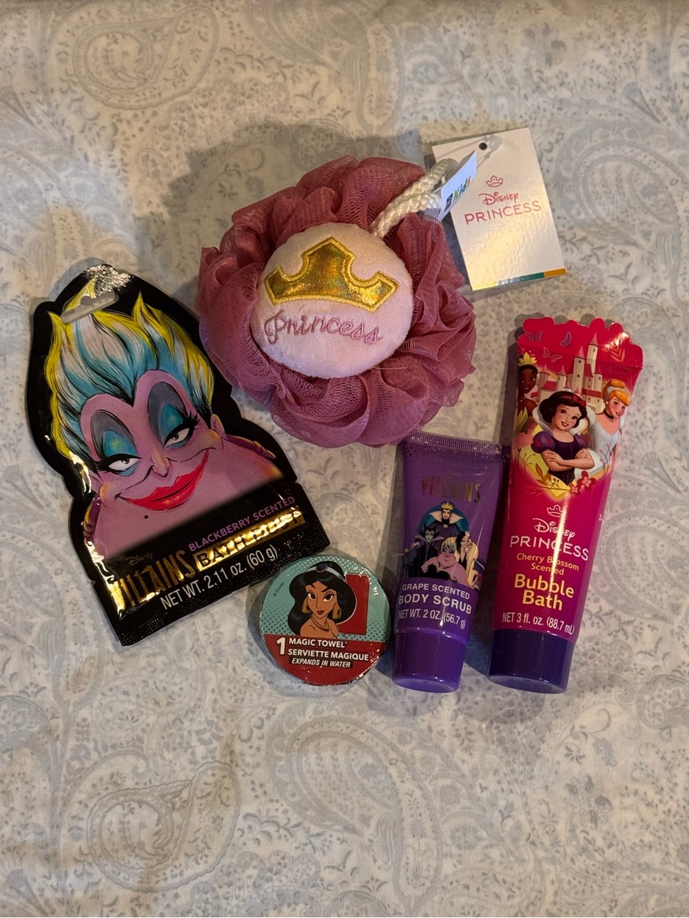 Disney Princesses & Villains Bath Set with Thicker Pouf & Cushion